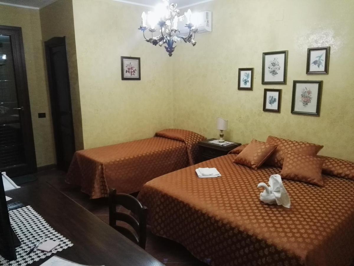 La Maison Di Elenoire 아우구스타 외부 사진